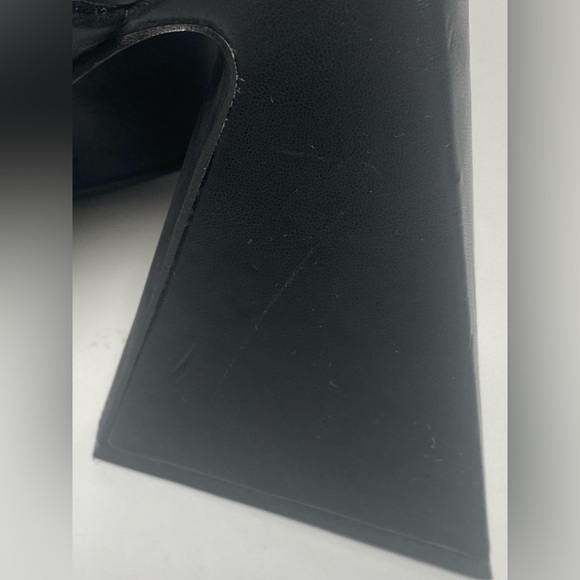 Lemon Drop Black Platform Block Heel Mules - Picture 10 of 10